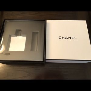 Empty Chanel Bleu Box💙